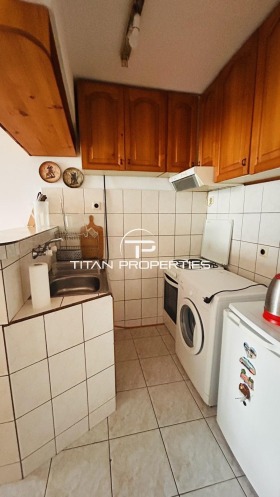 3-стаен град Бургас, Възраждане 3