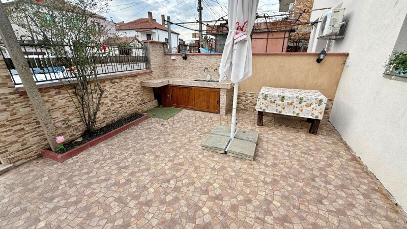 Дава под наем ЕТАЖ ОТ КЪЩА, гр. Бургас, област Бургас, снимка 12 - Етаж от къща - 52822168