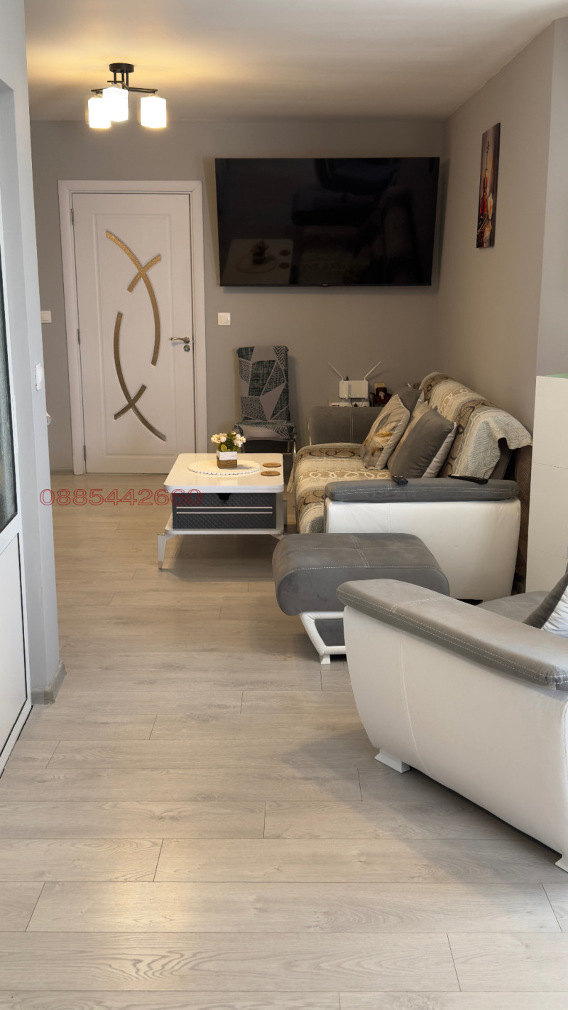 Дава под Наем 2-СТАЕН в град Велико Търново, Акация - 70 кв.м / 400 € » 782.33 лв.