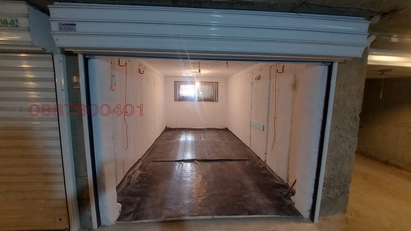 Дава под наем ГАРАЖ, ПАРКОМЯСТО, гр. София, Зона Б-5, снимка 3 - Гаражи и паркоместа - 53487698