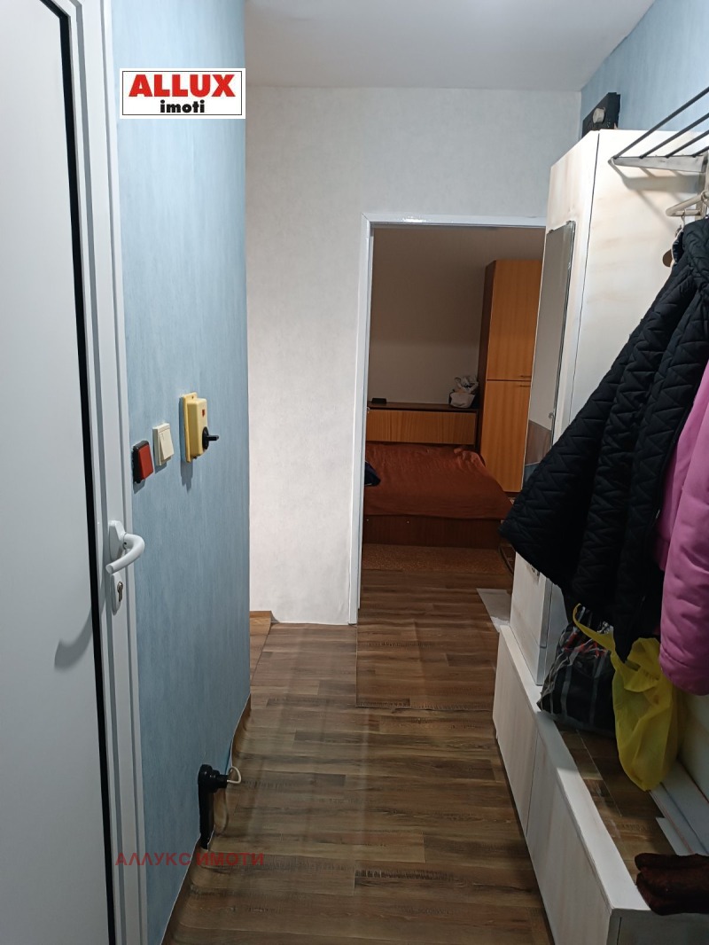 Дава под наем  2-стаен град Русе , Чародейка - Юг , 60 кв.м | 82273714 - изображение [9]