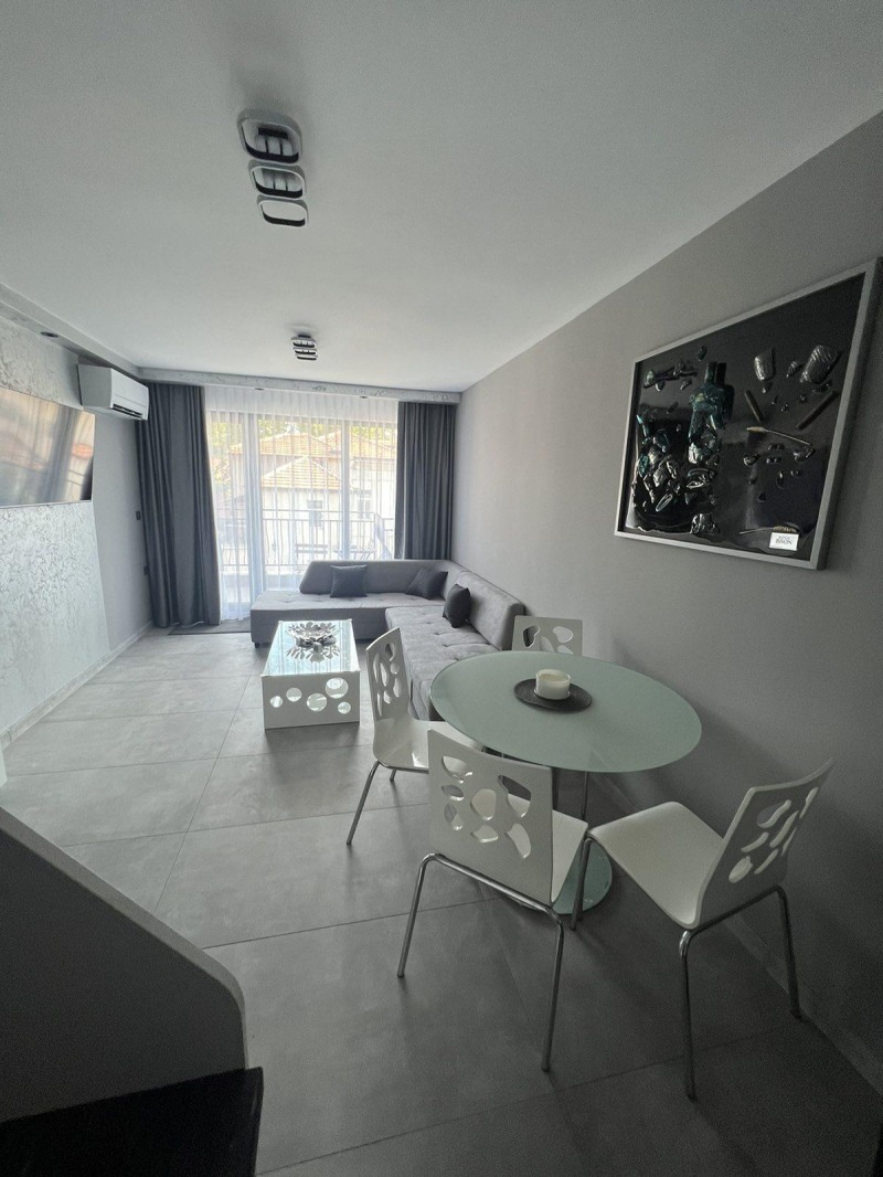 En renta  1 dormitorio Plovdiv , Tsentar , 73 metros cuadrados | 15752411 - imagen [2]