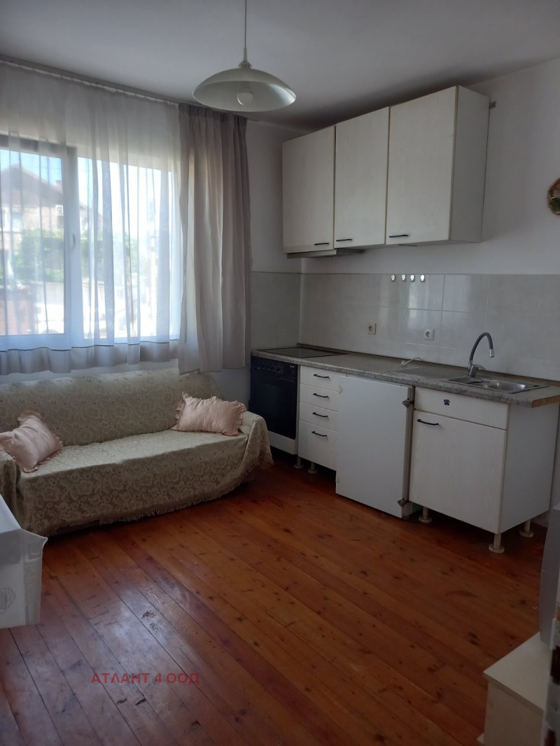 Дава под наем  2-стаен област Стара Загора , гр. Павел баня , 60 кв.м | 84007079