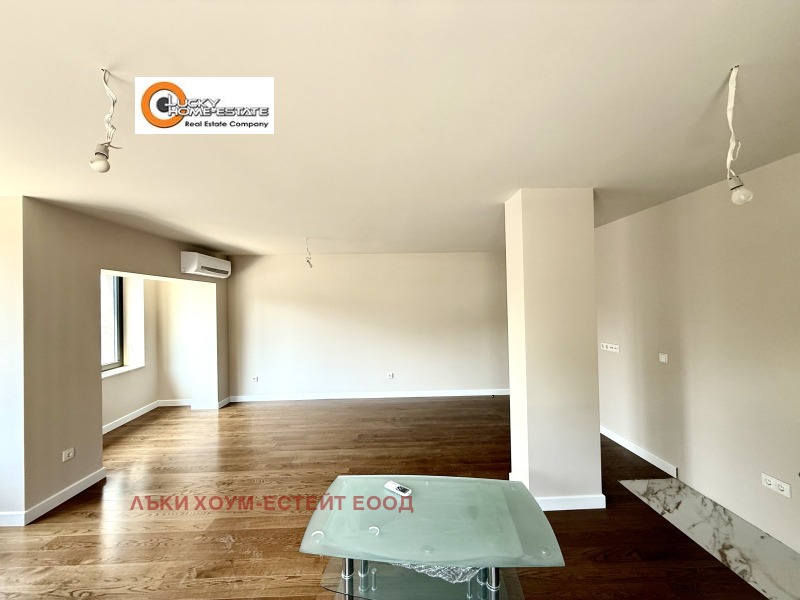 Vuokrattavana  2 makuuhuonetta Sofia , Vitoša , 112 neliömetriä | 90718792 - kuva [4]