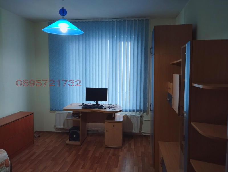 Дава под Наем 3-СТАЕН в град Габрово, Младост - 67 кв.м / 300 € » 586.75 лв.