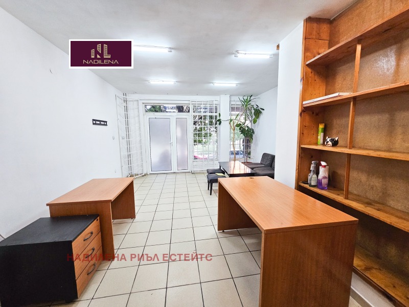 Da affittare  Ufficio Sofia , Darvenitsa , 55 mq | 10611145 - Immagine [3]