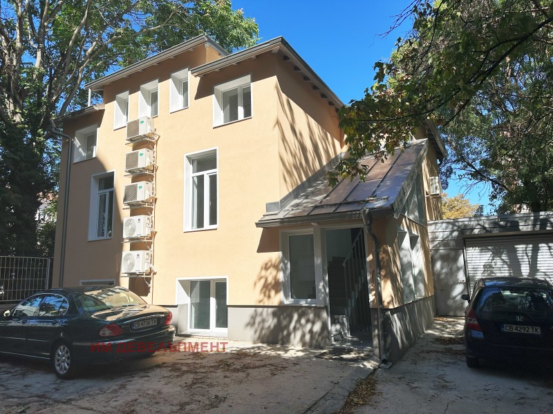 Под наем ОФИС, град София, Център • 3500 € / 6845.40 лв. • 99938041 1