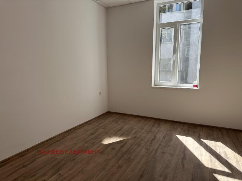 Zu vermieten  Haus Sofia , Zentar , 300 qm | 89649271 - Bild [12]