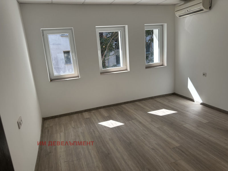 Zu vermieten  Haus Sofia , Zentar , 300 qm | 89649271 - Bild [13]