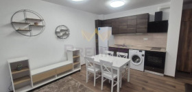 1 chambre Konfouto, Varna 1