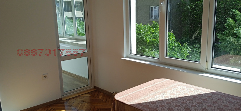 Дава под наем 2-СТАЕН, гр. Варна, Спортна зала, снимка 2 - Апартаменти - 52793205