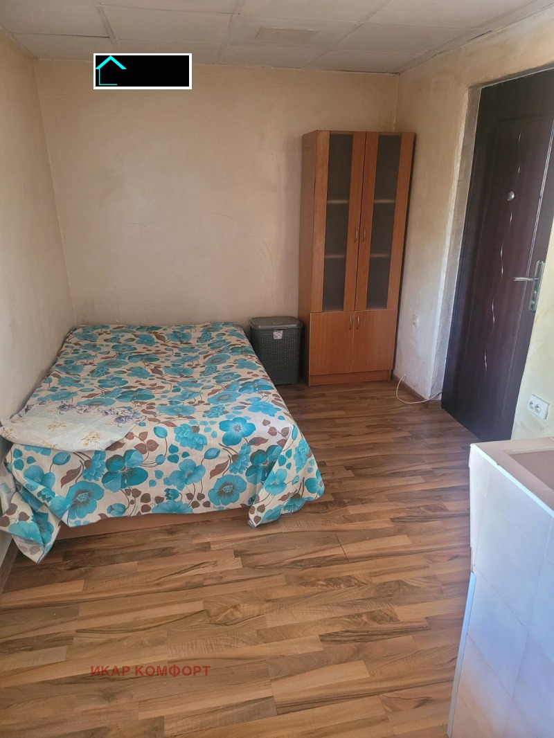 Дава под наем  Ателие, таван град Русе , Родина 1 , 30 кв.м | 78959645