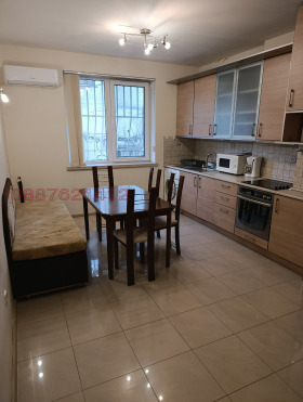 Дава под наем  2-стаен, град София