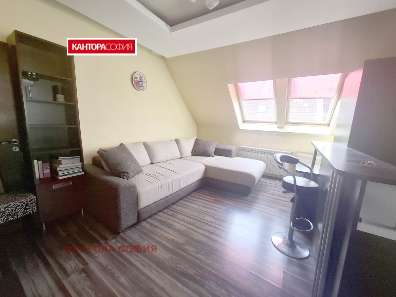 Дава под наем 3-СТАЕН, гр. София, Редута