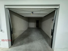 Garáž Krastova vada, Sofia