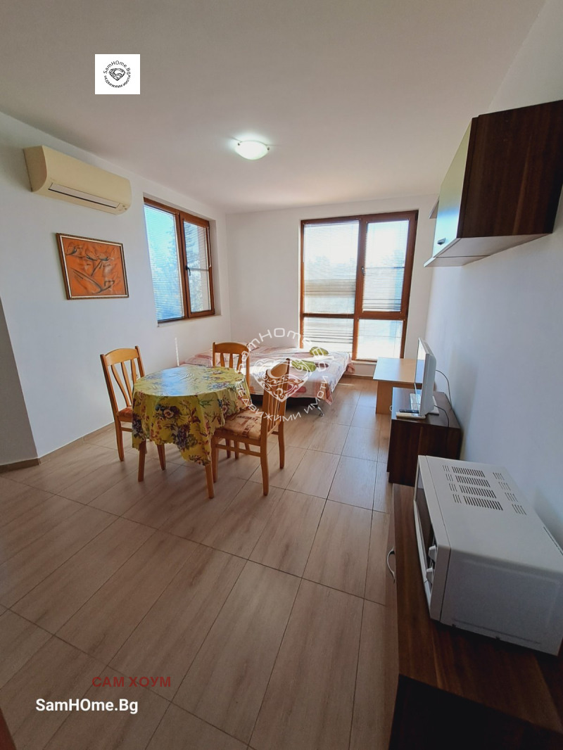 Para alugar  1 quarto Varna , k.k. Sv.Sv. Konstantin i Elena , 55 m² | 60917702 - imagem [2]