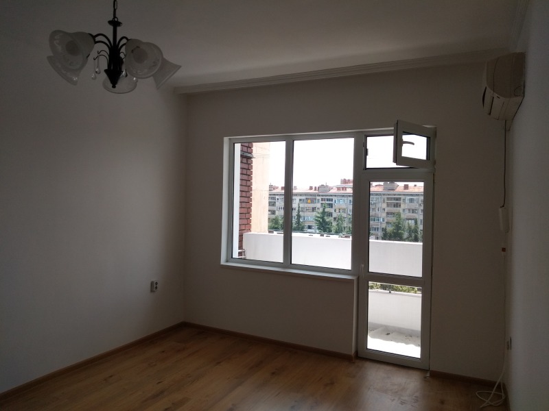 En renta  2 dormitorios Stara Zagora , Tsentar , 86 metros cuadrados | 84270581 - imagen [8]