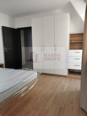 1 chambre Chirok tsentar, Rouse 3