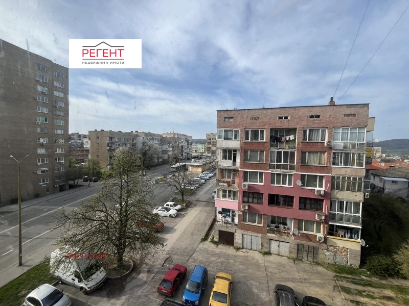 Дава под Наем 2-СТАЕН в град Габрово, Младост - 63 кв.м / 250 € » 488.96 лв., РЕГЕНТ