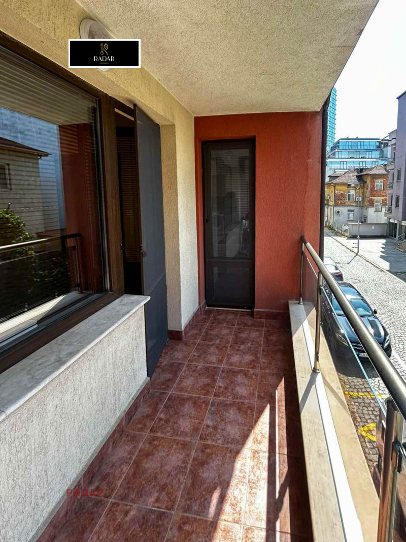 Дава под наем 4-СТАЕН, гр. София, Иван Вазов, снимка 9 - Апартаменти - 52330221