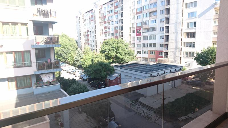 Издаје се  2 спаваће собе Софија , Красно село , 80 м2 | 62229811 - слика [12]