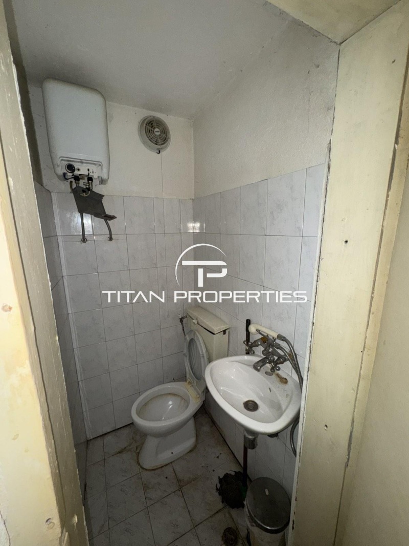 Do wynajęcia  Sklep Burgas , Wazrażdane , 35 mkw | 70353222 - obraz [4]