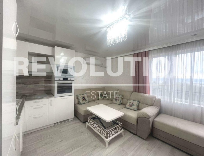 Дава под нем  3-стаен, град Варна, Владислав Варненчик 1 •  600 EUR • ID 21635362 — holmes.bg - [1] 