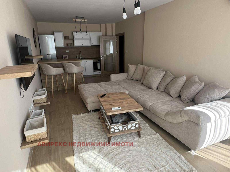 Til leie  2 soverom Plovdiv , Trakija , 100 kvm | 98117547