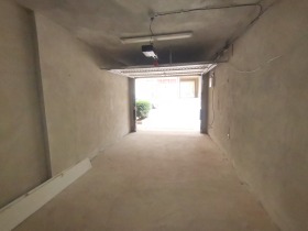 Kontor Manastirski livadi, Sofia 12