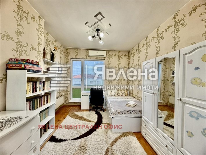 Дава под наем 3-СТАЕН, гр. София, Център, снимка 4 - Апартаменти - 56300847