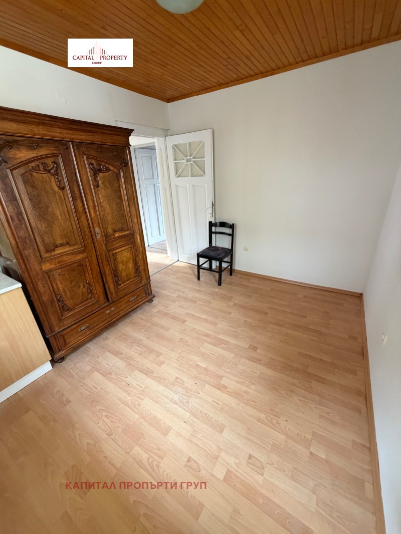 Дава под наем ЕТАЖ ОТ КЪЩА, гр. София, Център, снимка 6 - Етаж от къща - 53355321
