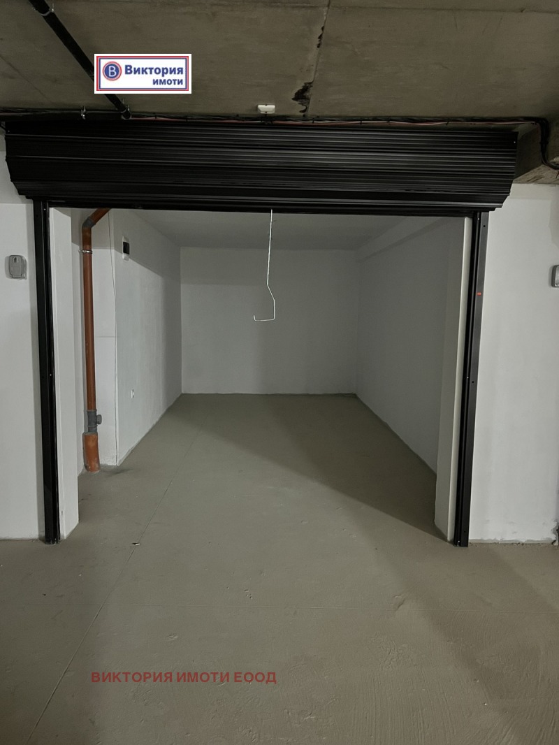 Под наем ГАРАЖ, ПАРКОМЯСТО, град Велико Търново, Акация • 120 € / 234.70 лв. • 52265711 1