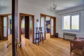 2 спаваће собе Докторски паметник, Софија
