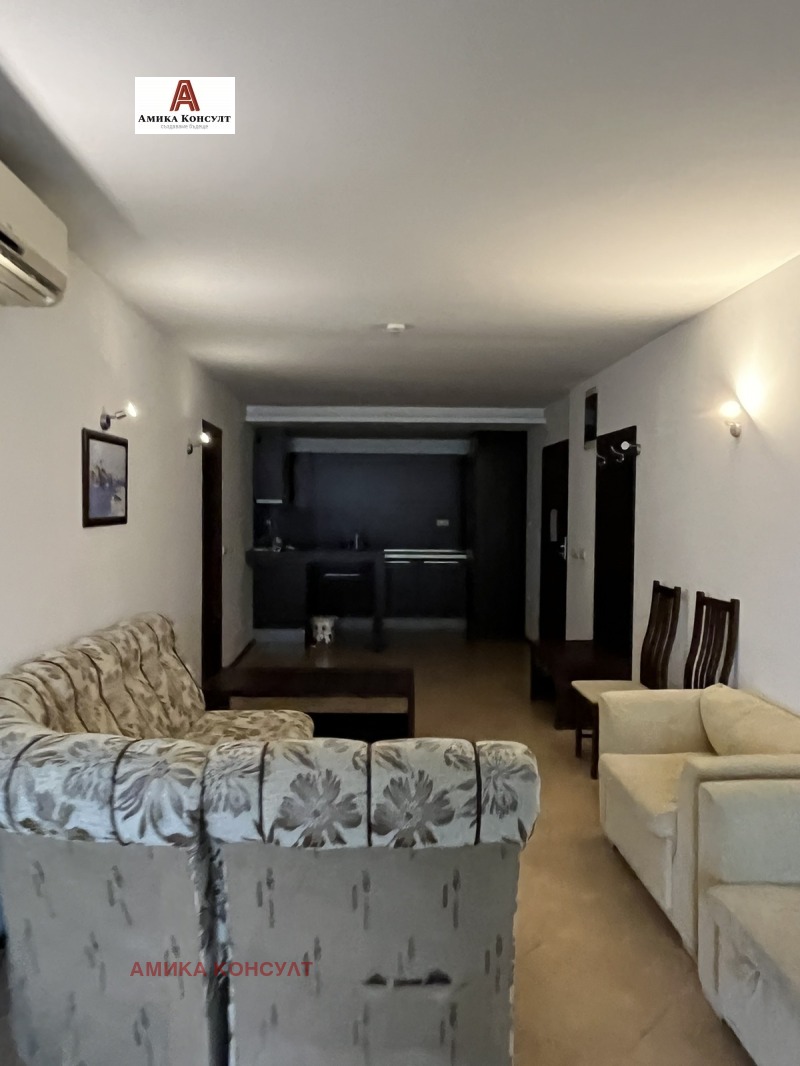 Do wynajęcia  1 sypialnia rejon Dobricz , Balczik , 70 mkw | 30833344 - obraz [2]