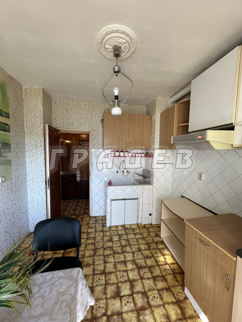 Дава под наем  3-стаен град Русе , Централен южен район , 90 кв.м | 42741911 - изображение [2]