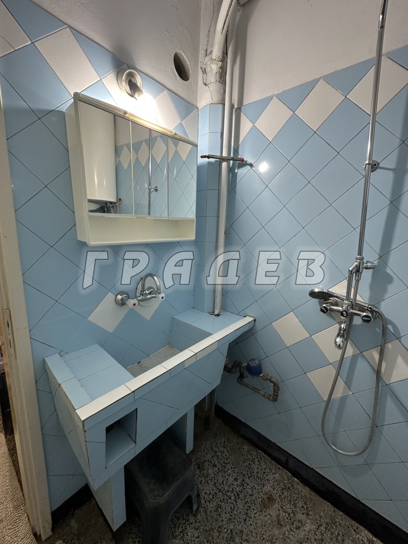 Дава под наем  3-стаен град Русе , Централен южен район , 90 кв.м | 42741911 - изображение [12]