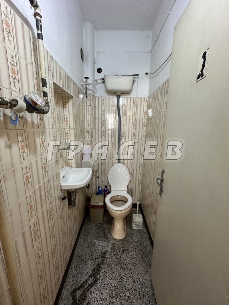Дава под наем  3-стаен град Русе , Централен южен район , 90 кв.м | 42741911 - изображение [9]