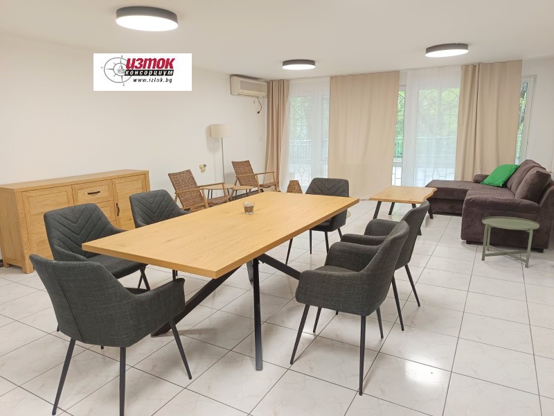 Дава под Наем 2-СТАЕН в град София, Лозенец - 100 кв.м / 1 000 € » 1 955.83 лв., ИЗТОК - ЛОЗЕН