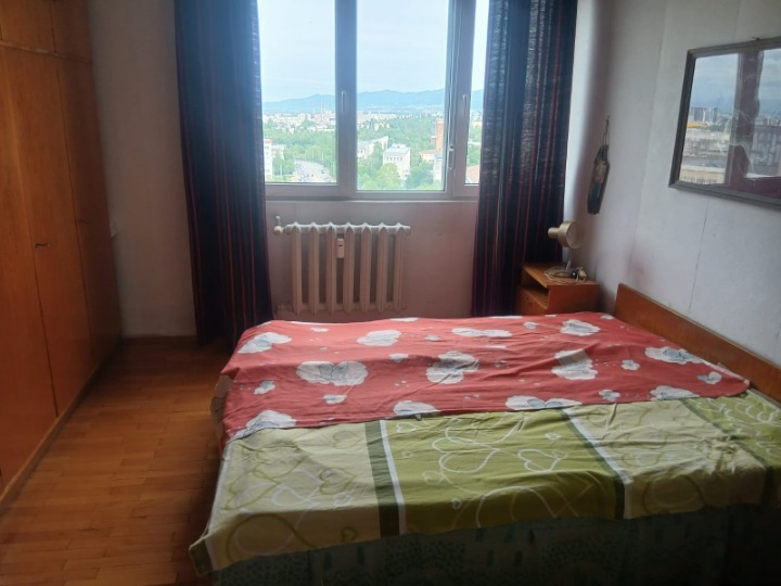 Издаје се  2 спаваће собе Софија , Гео Милев , 88 м2 | 68014704