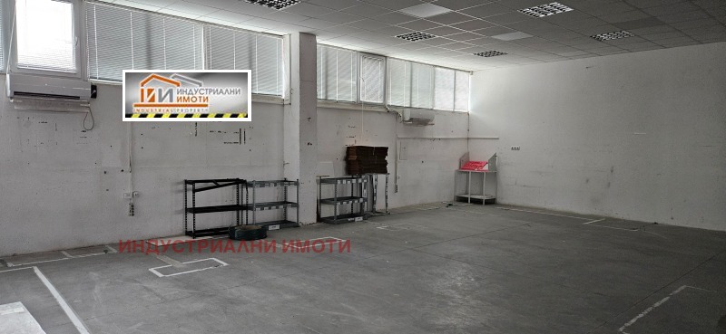 Дава под наем  Склад град Пловдив , Западен , 216 кв.м | 97740787 - изображение [3]