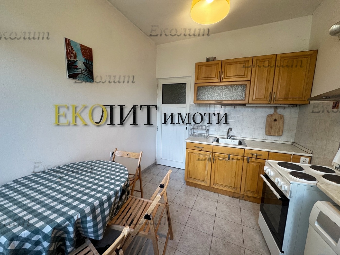 Дава под наем 2-СТАЕН, гр. София, Център, снимка 2 - Апартаменти - 56213457