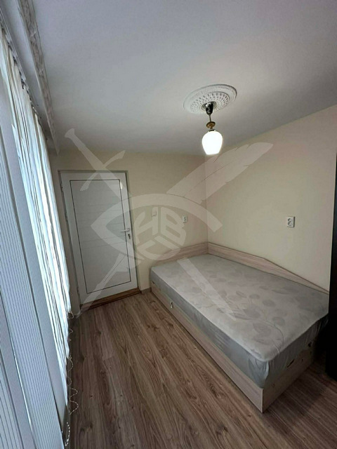 Дава под наем КЪЩА, гр. Варна, Трошево, снимка 4 - Къщи - 54148201