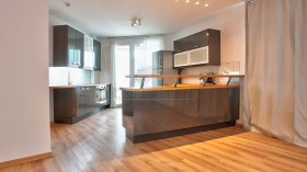4-СТАЕН, 260 m2