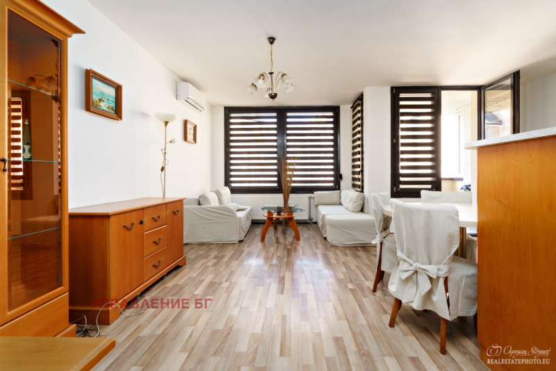 De inchiriat  1 dormitor Sofia , Crasno selo , 80 mp | 99206445