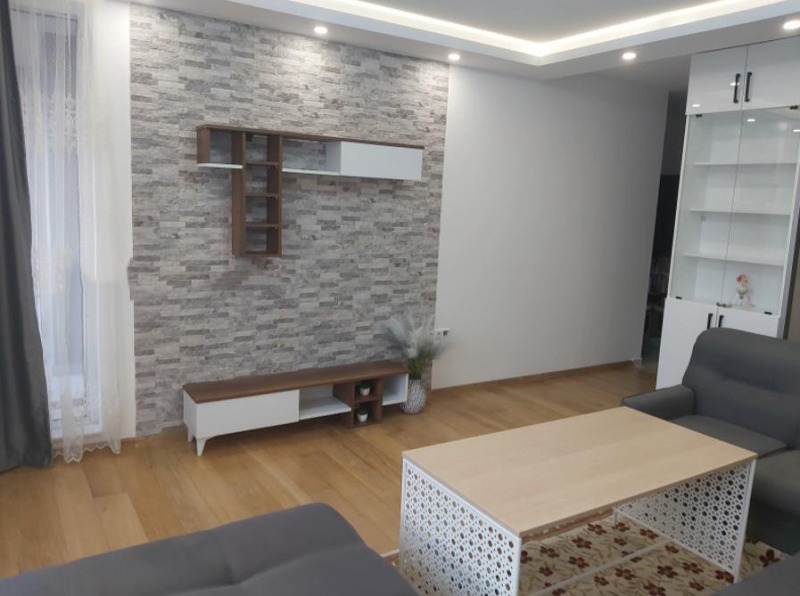Do wynajęcia  1 sypialnia Sofia , Wrabnica 2 , 65 mkw | 16059190