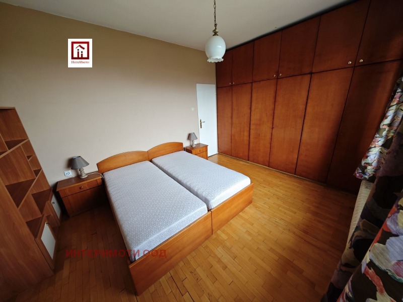 Издаје се  2 спаваће собе Софија , Центар , 116 м2 | 40209823 - слика [6]