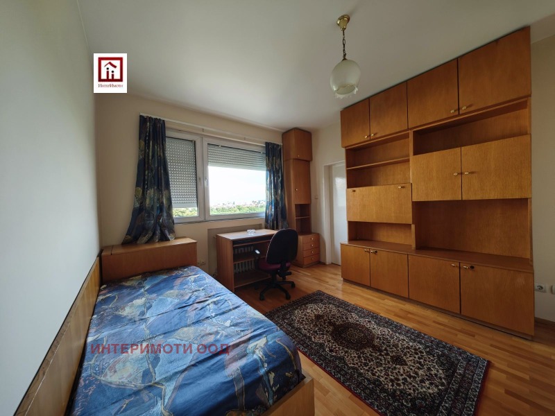 Издаје се  2 спаваће собе Софија , Центар , 116 м2 | 40209823 - слика [5]