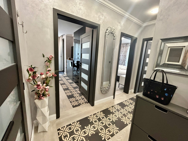 Дава под наем 3-СТАЕН, гр. Варна, к.к. Св.Св. Константин и Елена, снимка 11 - Апартаменти - 52170435