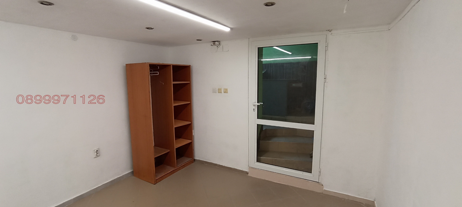 Дава под наем МАГАЗИН, гр. Варна, Спортна зала, снимка 6 - Магазини - 53620675