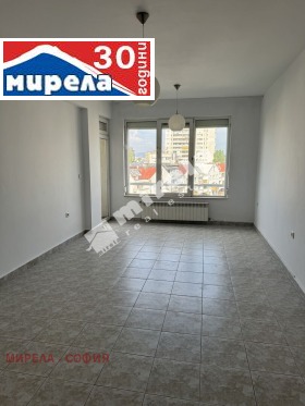 1 quarto Dianabad, Sofia 3